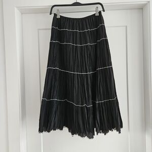 Sunny Leigh Black Skirt with White Detailing Scallop Hem Vintage Cottagecore